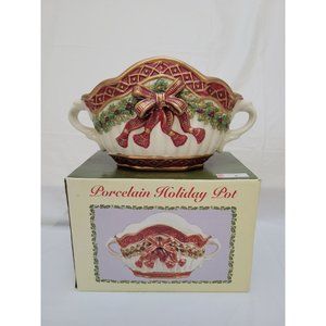 International Bazaar Porcelain Holiday Pot - Christmas #44155459
